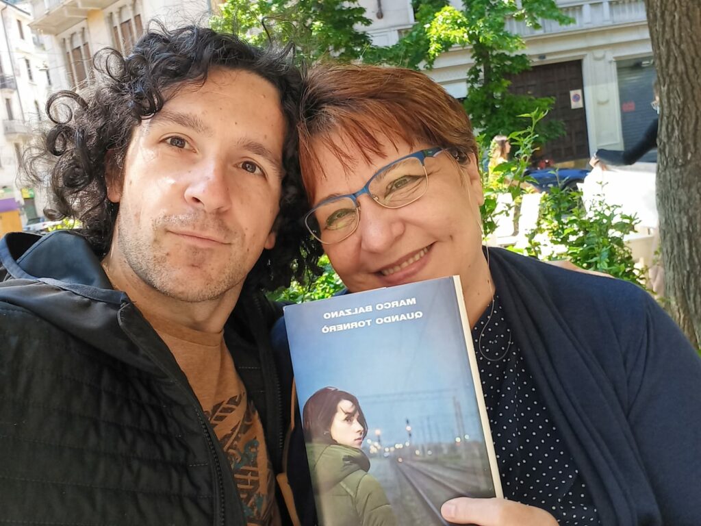 Silvia Dumitrache e lo scrittore Marco Balzano